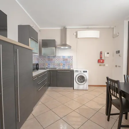 Appartamento Indipendente In Villa A Casalpusterlengo Apartment