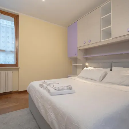 Apartment Appartamento Indipendente In Villa A Casalpusterlengo *