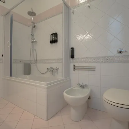 Appartamento Indipendente In Villa A Casalpusterlengo Apartment